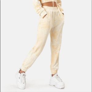 adika twinkie sweatpants
